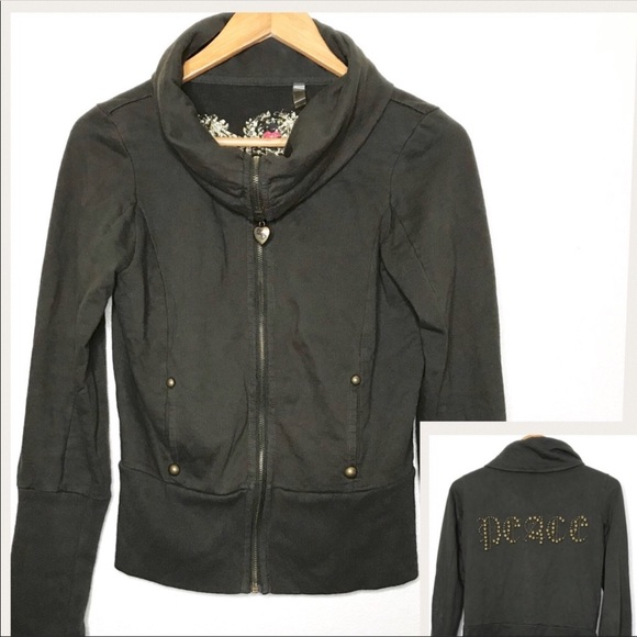 TWISTED HEART Tops - Twisted Heart Zipper Sweatshirt PEACE Size Medium